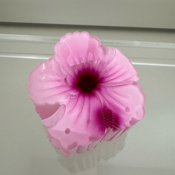Floral Claw Clip - Picture 1 of 5